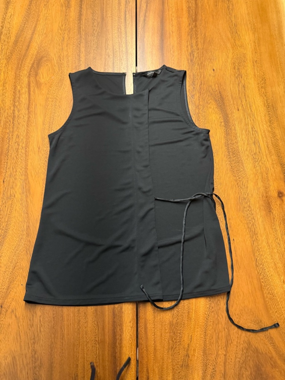 Banana Republic Black Sleeveless Side-Tie Shell Top